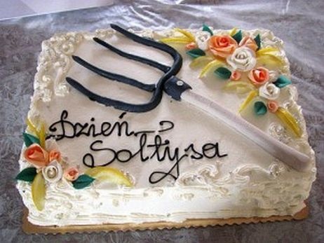 Tort z widłami dzień sołtysa 11 marzec